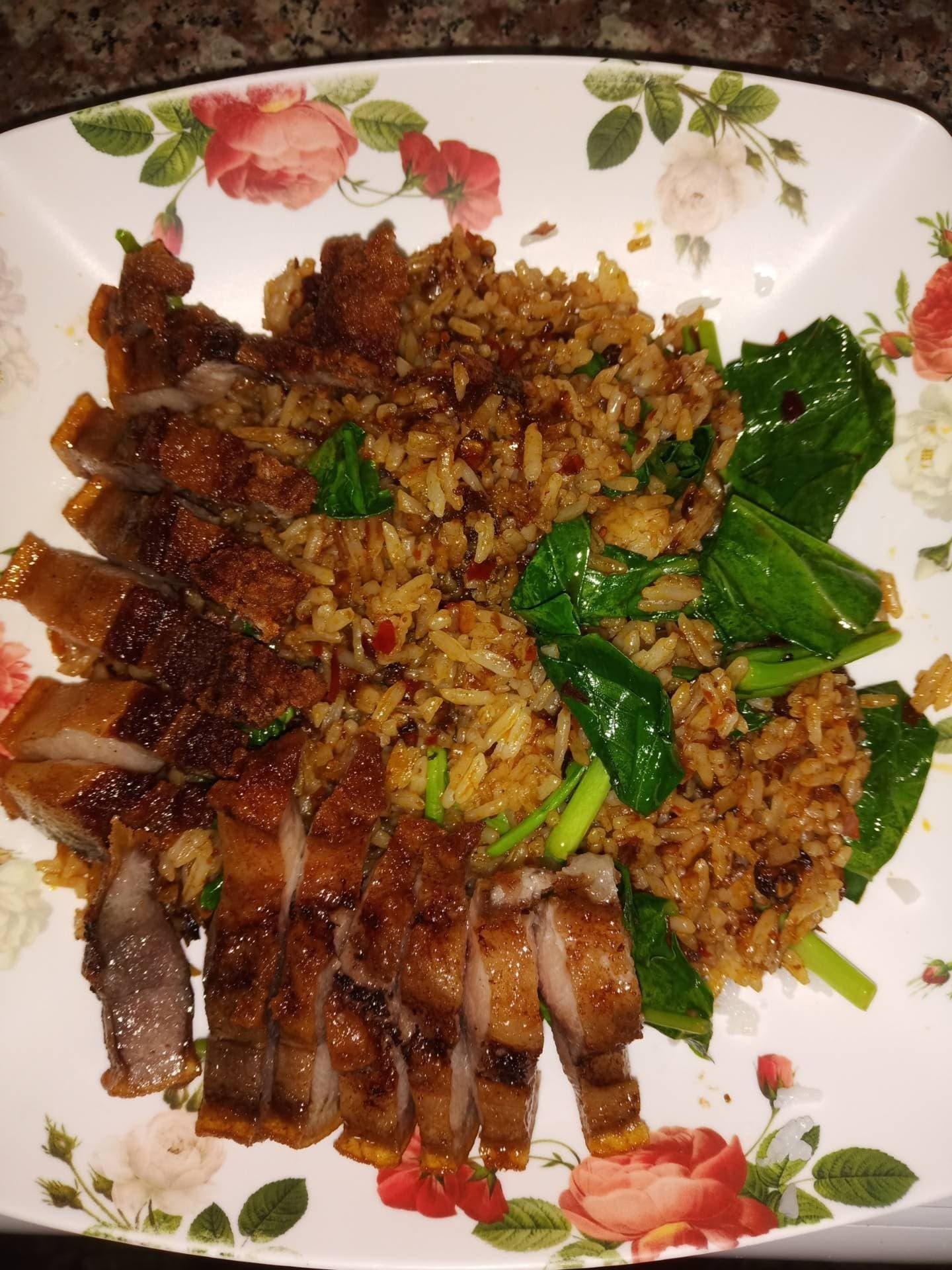 ข้าวพริกแกงหมูกรอบ
