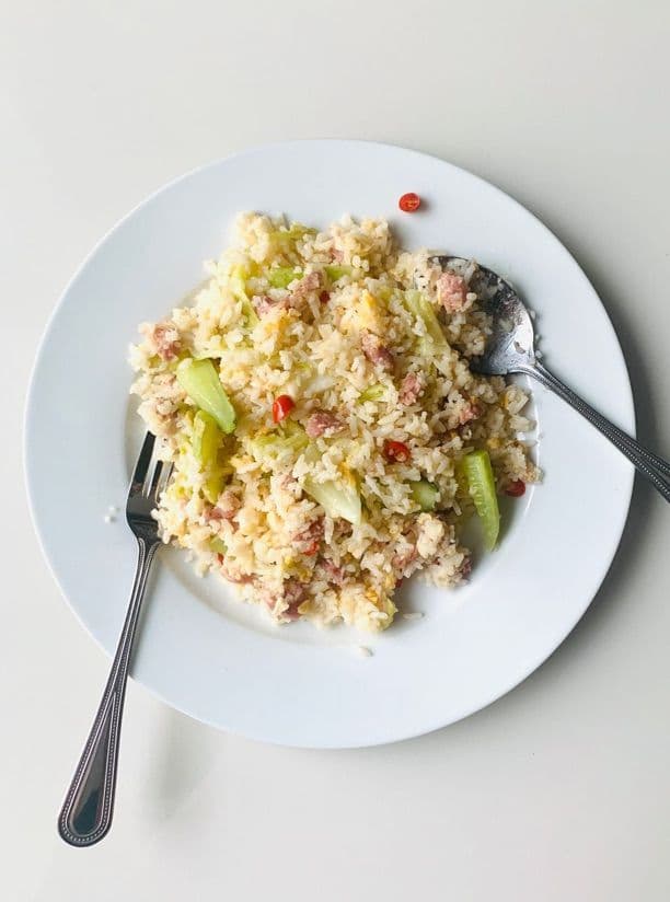 ข้าวผัดแหนม